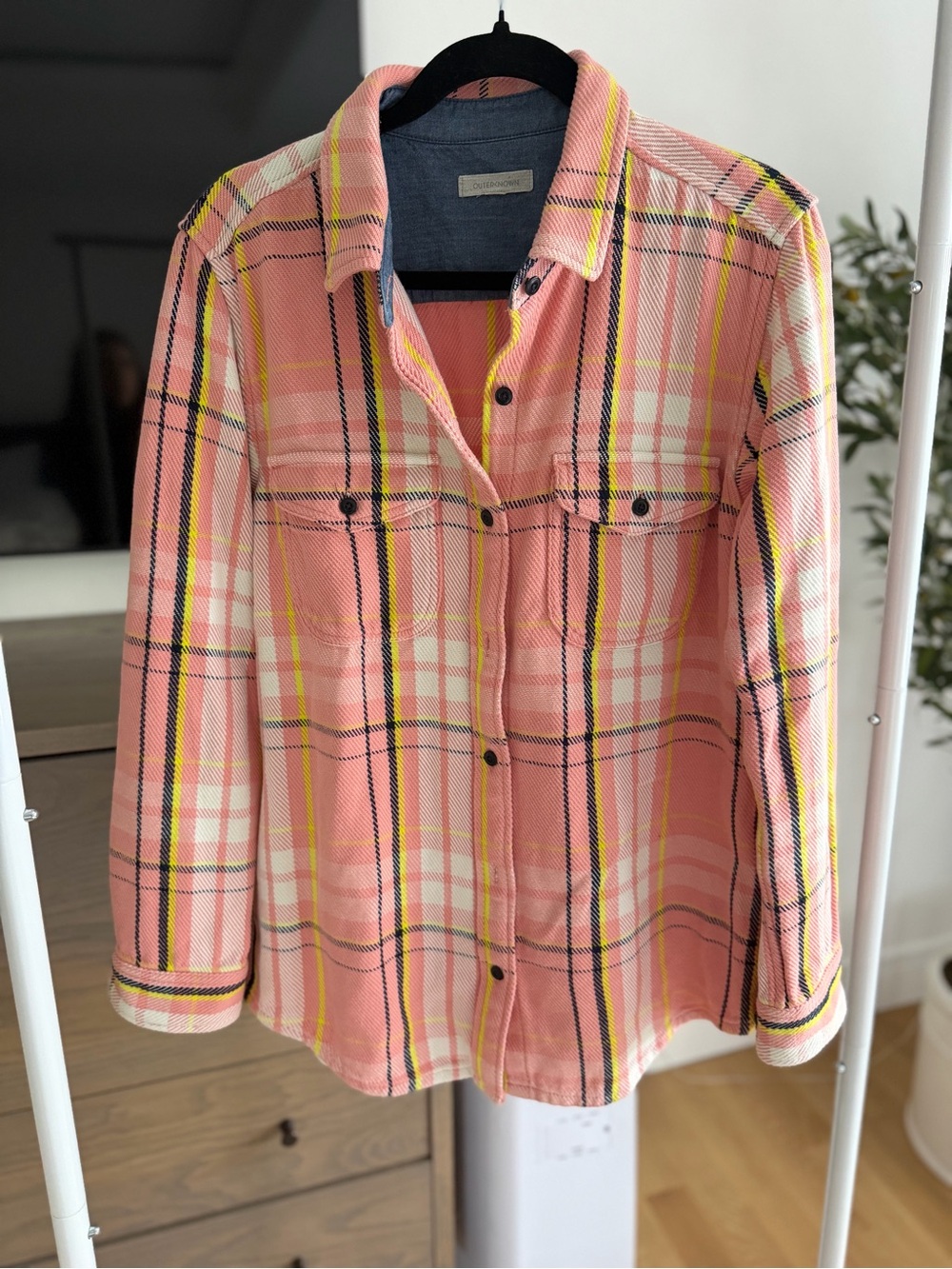 The Outerknow Blanket Shirt in Pink (Salmon) Plaid